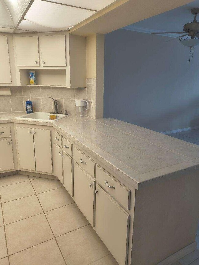 Building Photo - 111 N Pompano Beach Blvd