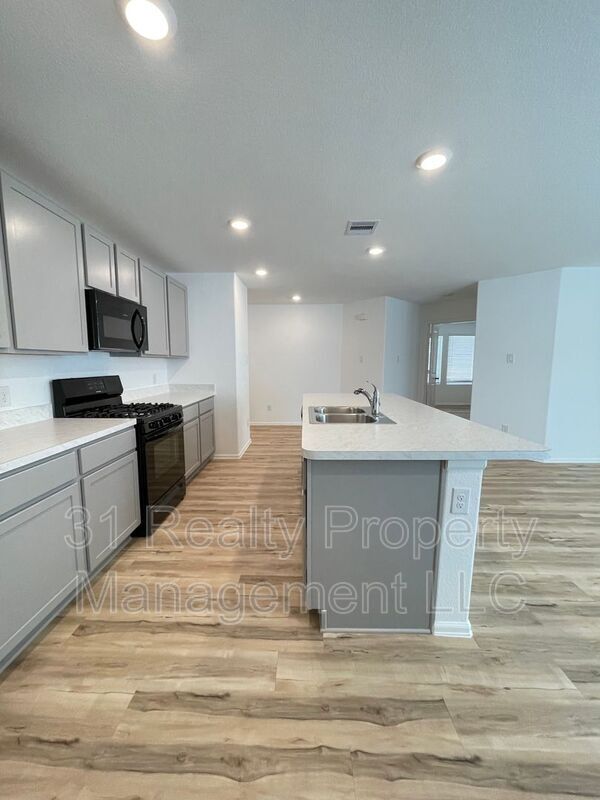 Building Photo - 3219 Aster Mdw Wy