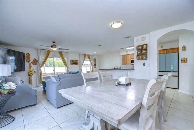 Building Photo - 17455 Garden Heath Ct