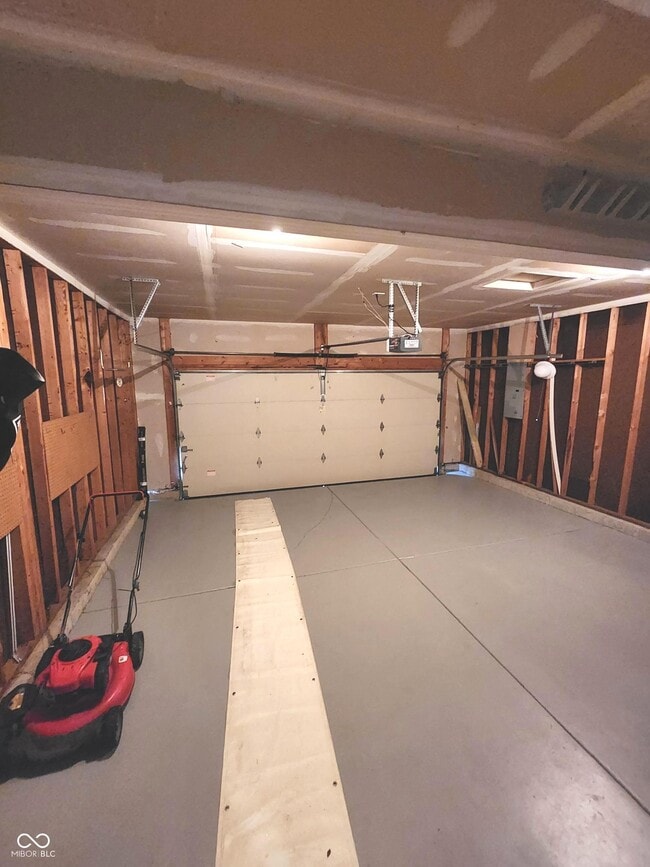 Building Photo - 924 Thornwood Dr