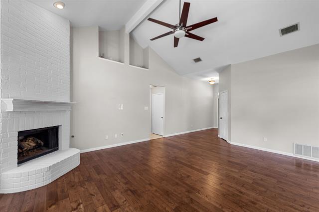 Building Photo - 902 Santa Cruz Dr