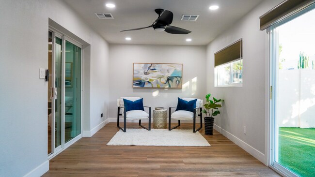 Building Photo - 7707 E Meadowbrook Ave