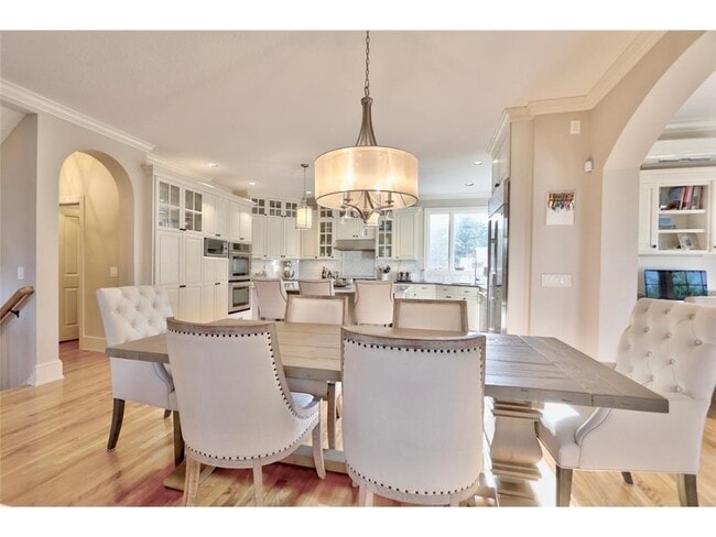 Building Photo - 10617 Sonoma Ridge