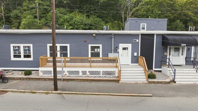Building Photo - 324 Essex St