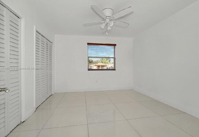 Building Photo - 2902 NW 11th St