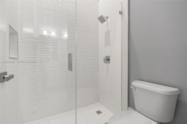 Building Photo - 9340 SW 177th St