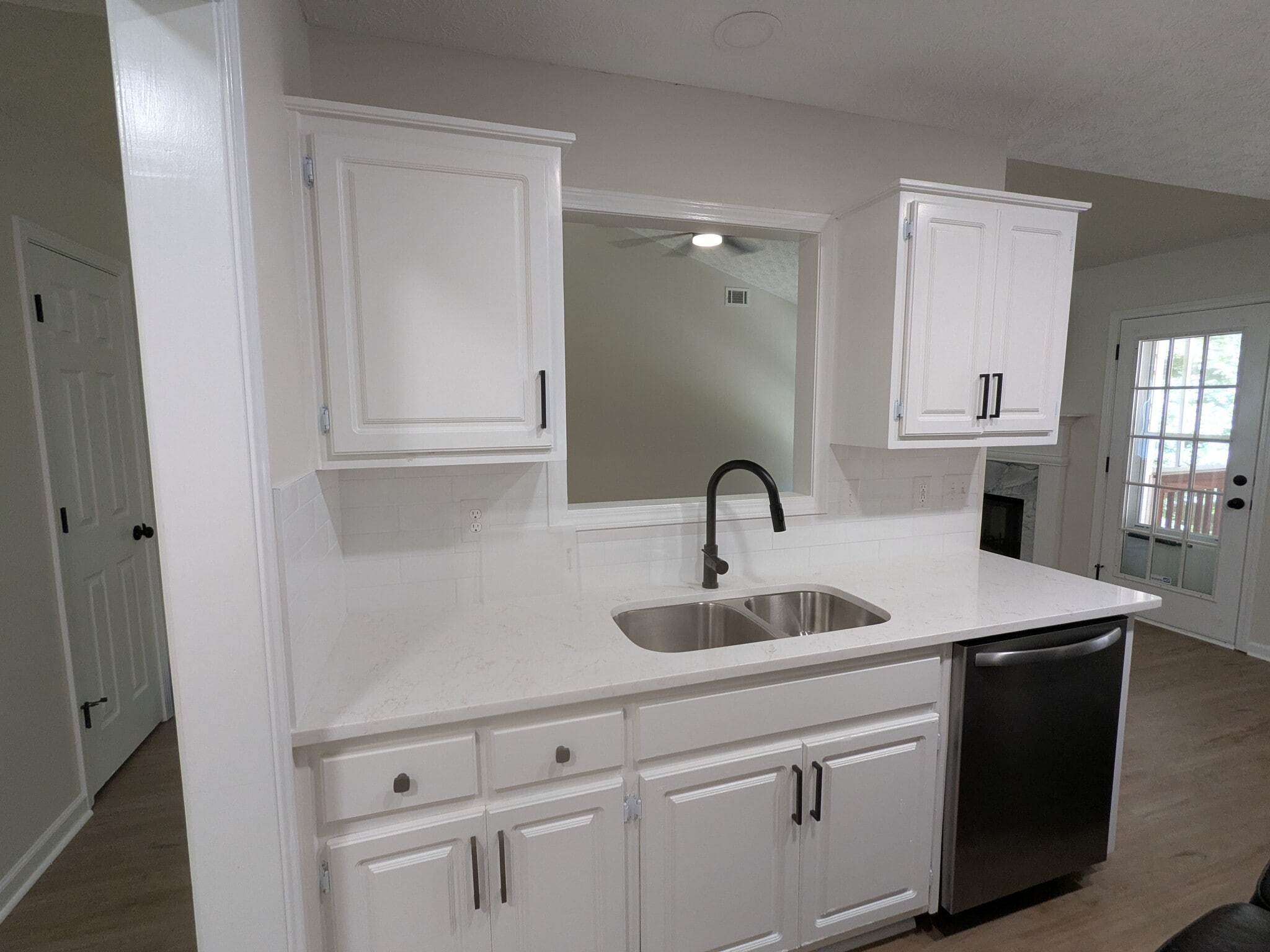 New dishwasher and sink - 60 Riverside Pky