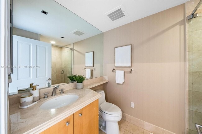 Building Photo - 17875 Collins Ave