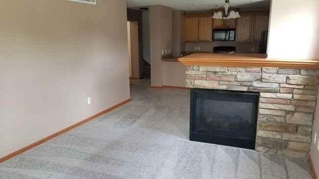 Building Photo - End Unit Townhouse