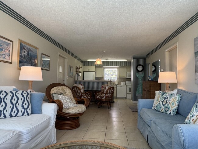 Building Photo - 1501 NE Ocean Blvd