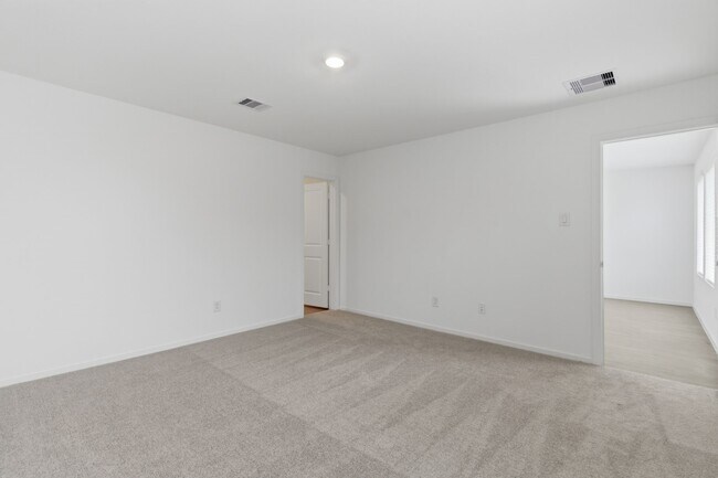 Building Photo - 1603 Golden Iris Dr