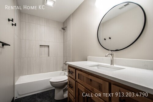 Building Photo - 7620 Robinson-