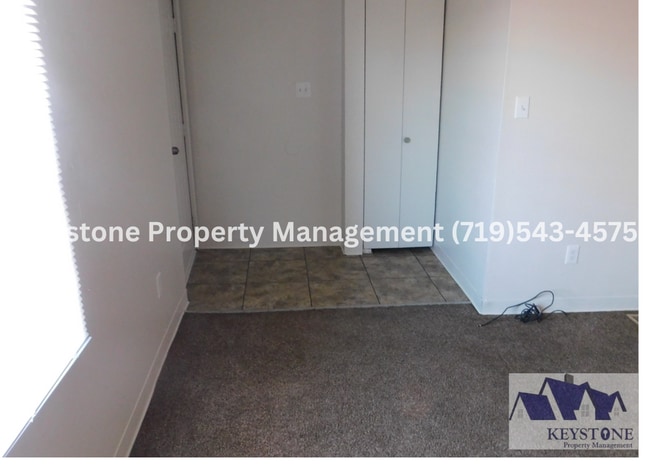 Building Photo - $385 OFF - Move In Special!  2 Bedroom/1 Bath Apartment w/ Exterior Entrance - $775/$775