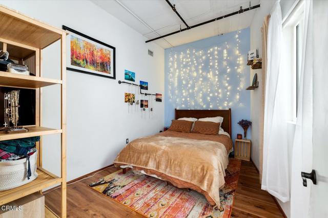 Building Photo - 200 N San Fernando Rd