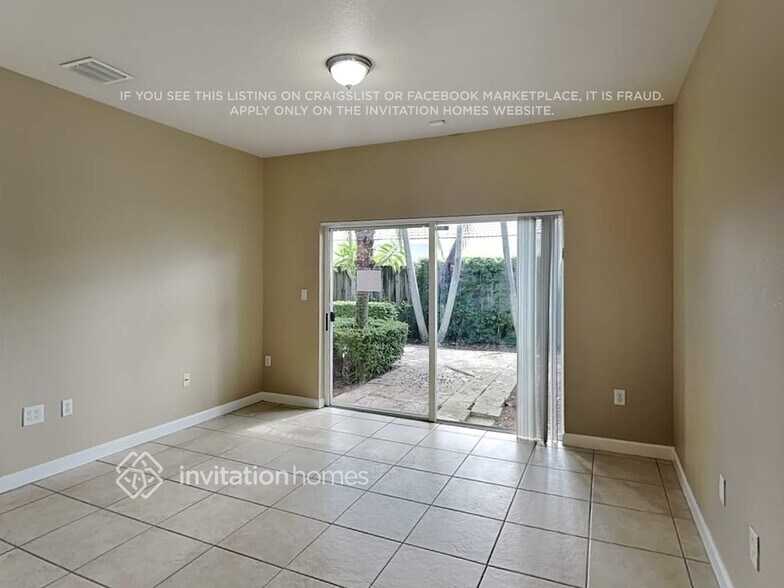 Building Photo - 14323 SW 156th Ave
