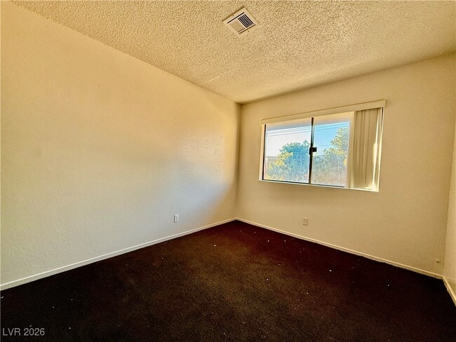 Building Photo - 191 Bel Port Dr