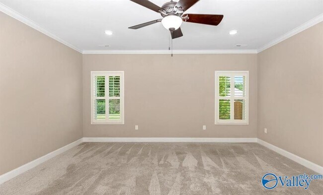 Building Photo - 138 Legacy Cove Dr SW