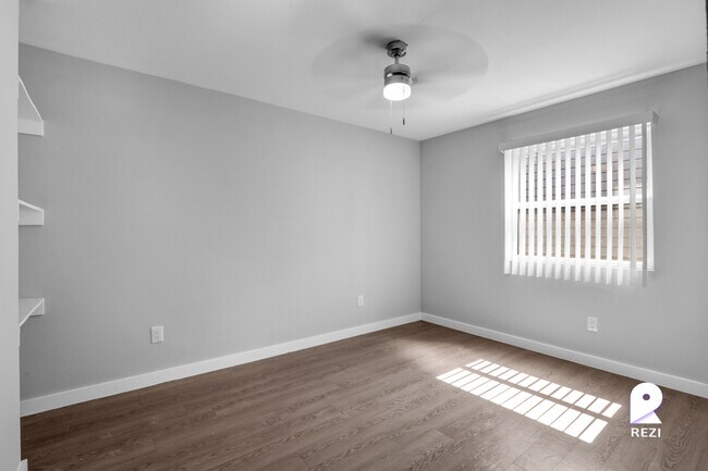 Building Photo - 1714 Patton Ln