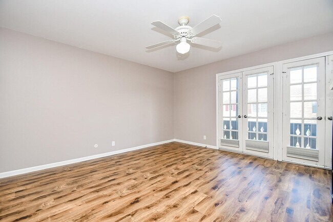 Building Photo - 6354 Del Monte Dr