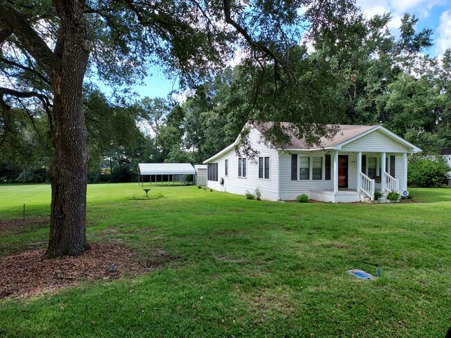 Building Photo - 5325 Noble Dr S