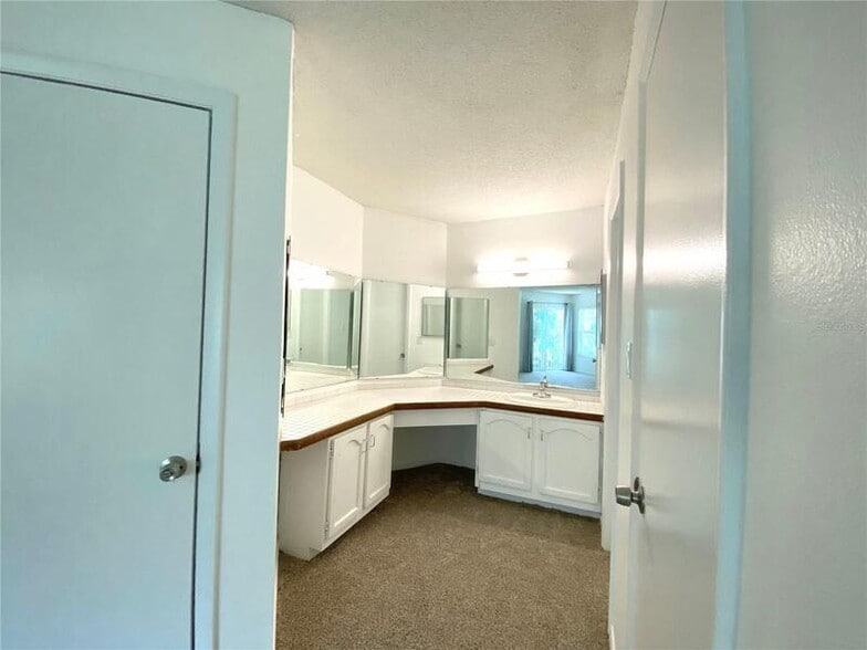 Building Photo - 2622 Lemon Tree Ln