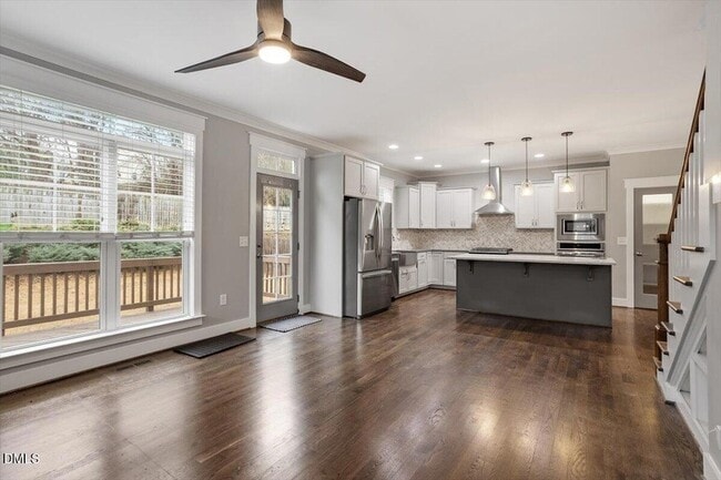 Building Photo - 714 1/2 S State Street Unit