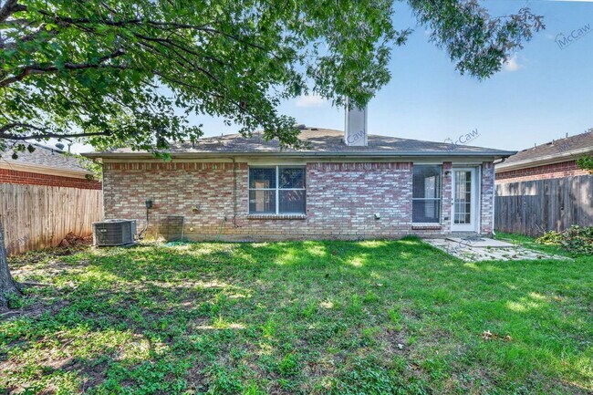 Building Photo - 3728 Chaddybrook Ln