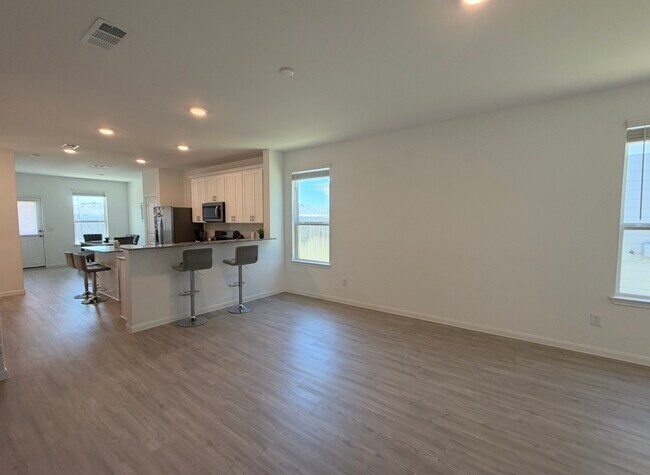 Building Photo - 23415 Wagon Cart Rd