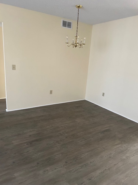 Building Photo - Completely Remodeled three bedroom/one bath