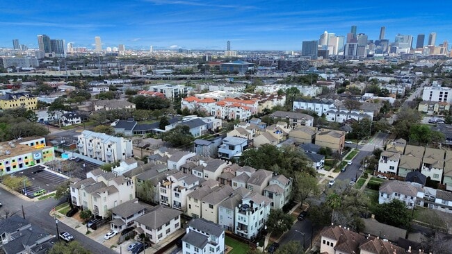 Building Photo - 1434 Wichita St