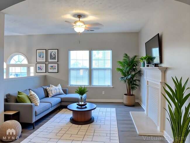 Building Photo - 325 Lake Royale Pl