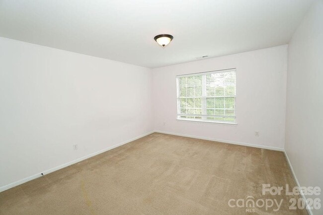 Building Photo - 4224 Lois Ln
