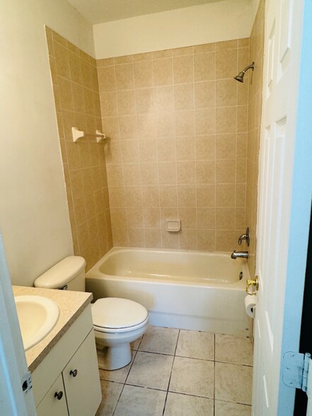 Building Photo - 6550 Morgan Hill Trail