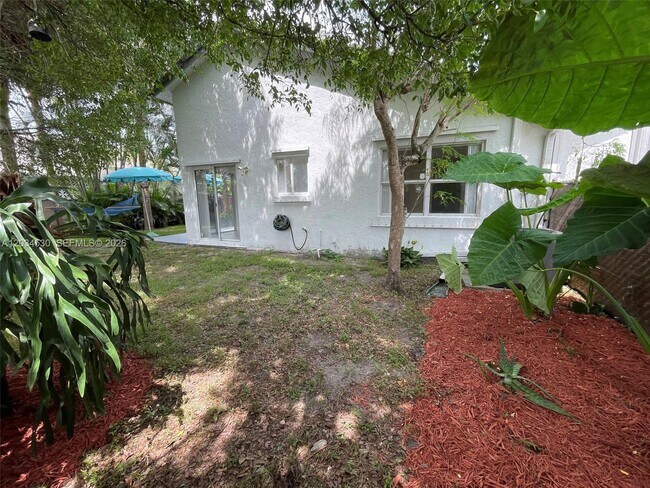 Building Photo - 3325 NW 79th Way