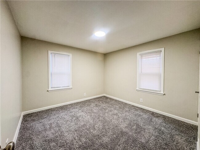 Building Photo - 283 Forgham Rd