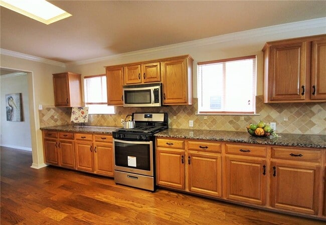 Building Photo - 8508 Forest Heights Ln