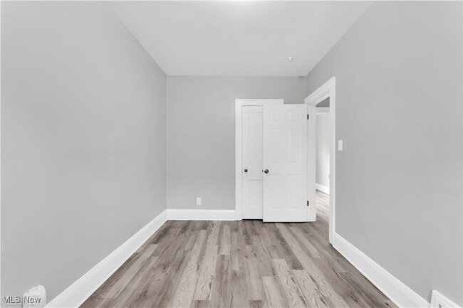 Building Photo - 19792 Pasnow Ave