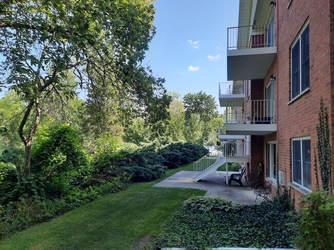 Awesome Backview - 1450 Wing St