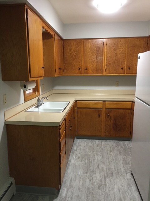 Kitchen - 122 State St