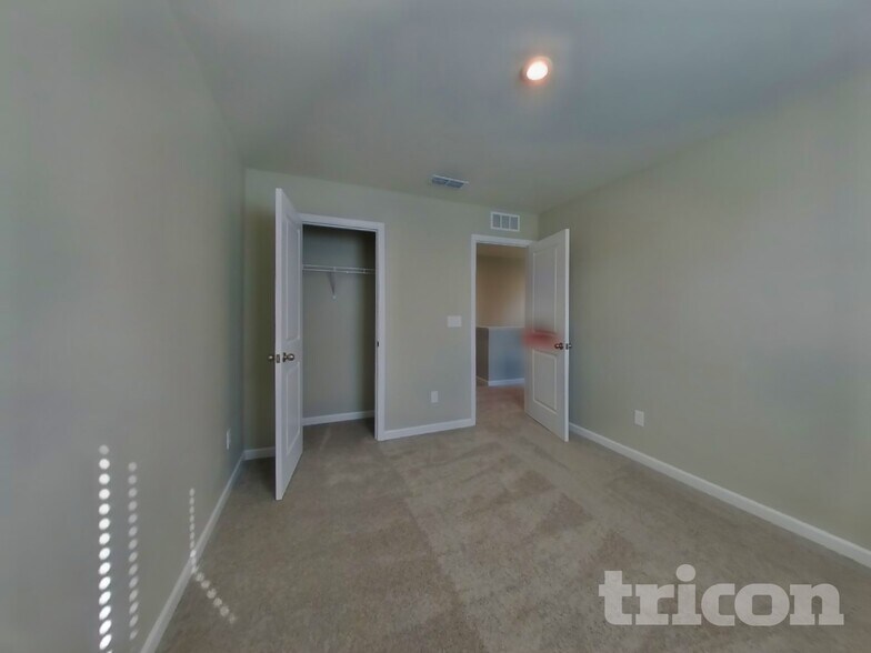 Building Photo - 2108 Somersby Trl