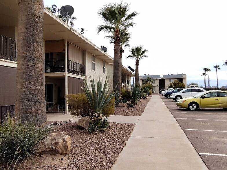 Building Photo - 15551 Sunland Gin Rd