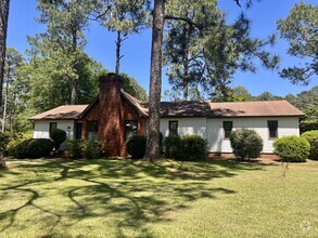 Building Photo - 2800 Shannon Rd