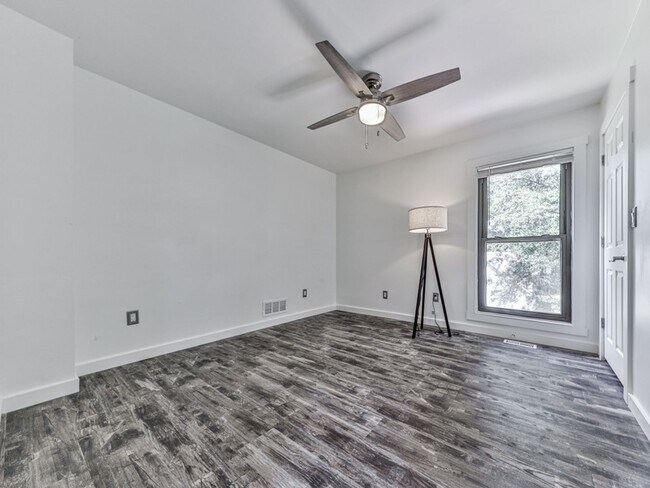 Building Photo - 932 Blackwell Trail