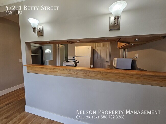 Building Photo - 47211 Betty St