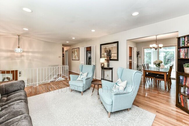 Building Photo - 7807 Suffolk Ct