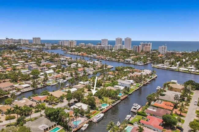 Building Photo - 2484 SE 12th St