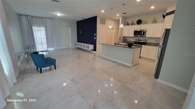 Building Photo - 1175 Lycaste Dr