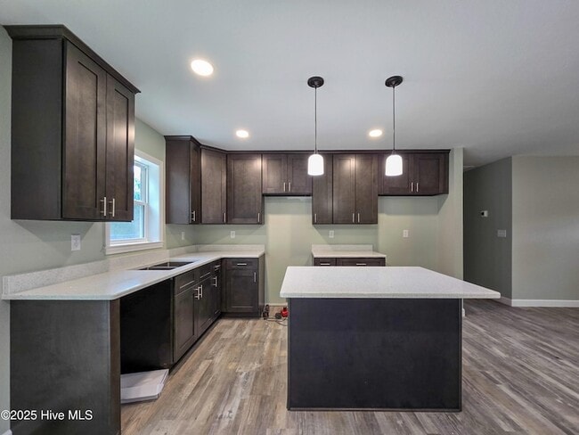 Building Photo - 106 Perth Dr
