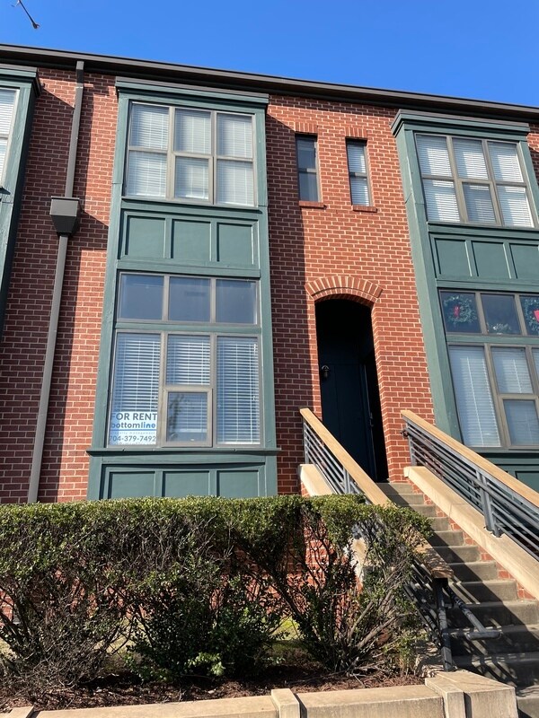 Primary Photo - 566 New Bern Station Ct