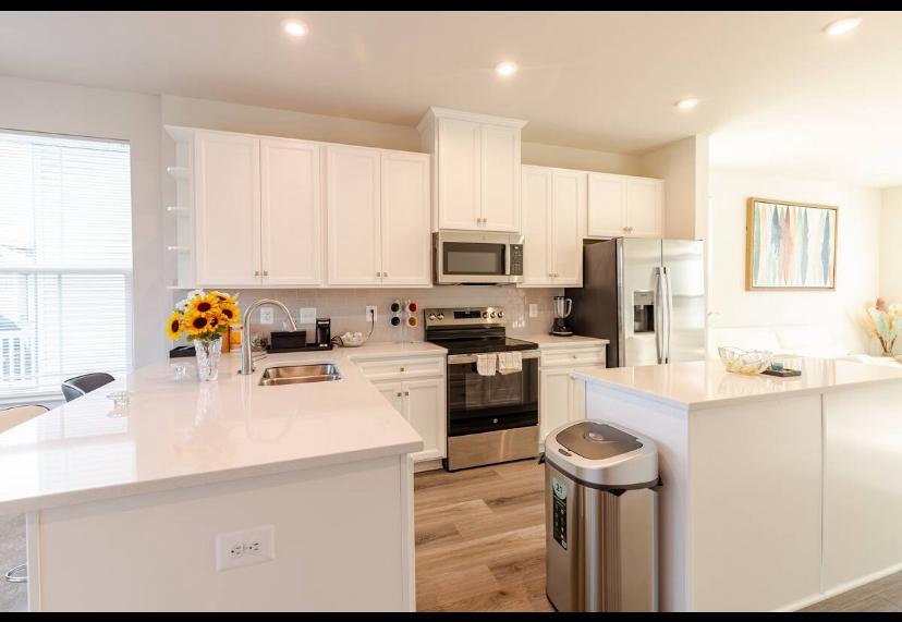 Building Photo - 7824 Yona Ct